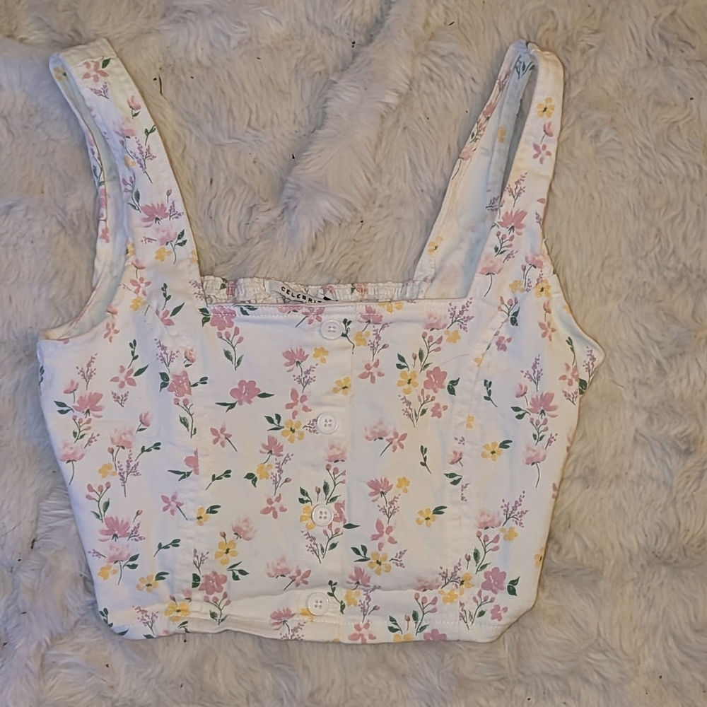 Celebrity Pink Floral Button-Front Crop Top